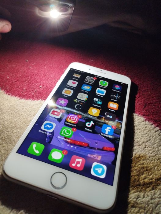 Продам iPhone 7 plus на 128 гб