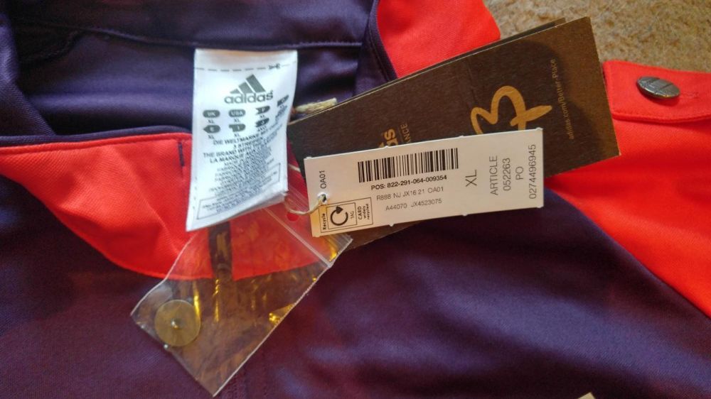 Adidas polo shirt xl-special edition london 2012