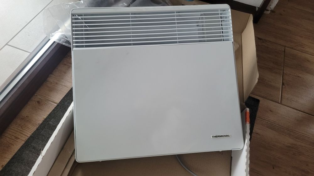 Grzejnik elektryczny łazienkowy 49 cm