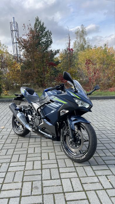 Kawasaki Ninja400