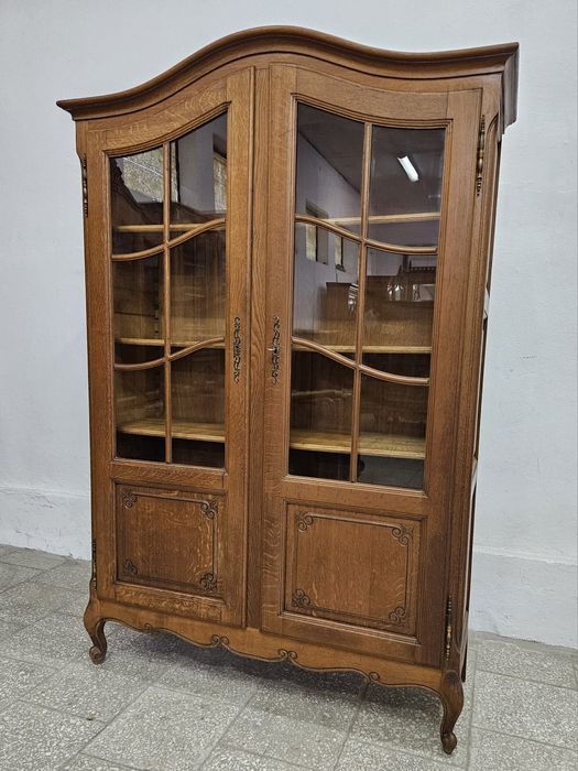 Biblioteczka ludwikowska Francja witryna /