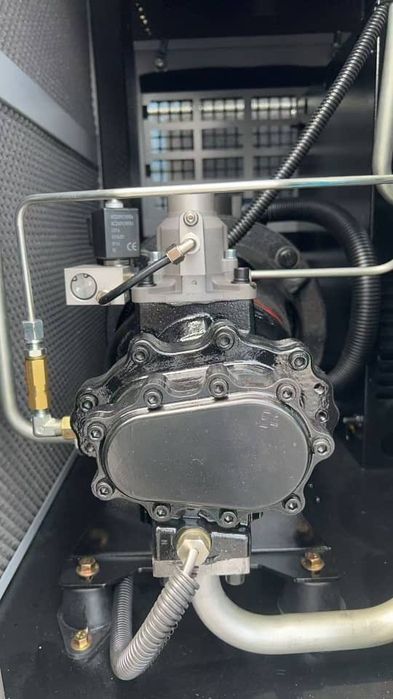 Kompresor Sprężarka śrubowa 15kw 16bar 20HP DO LASERA 3kW