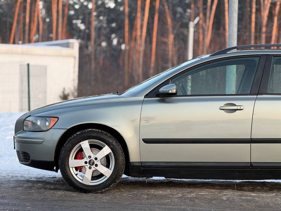 Volvo v50, 2006 року, 1.6 дизель, механіка, 274т.км.
Надійний дизельни