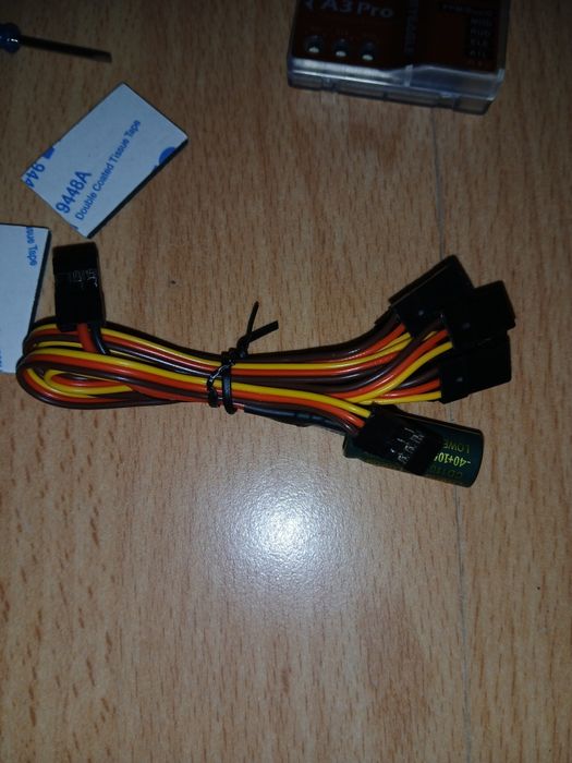 System stabilizacji lotu samolotów RC