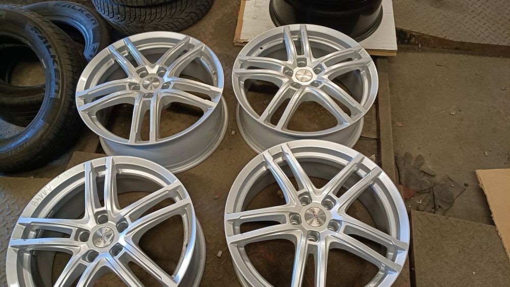 5x112 19 8j et 35 dezent powystawowe /demo
