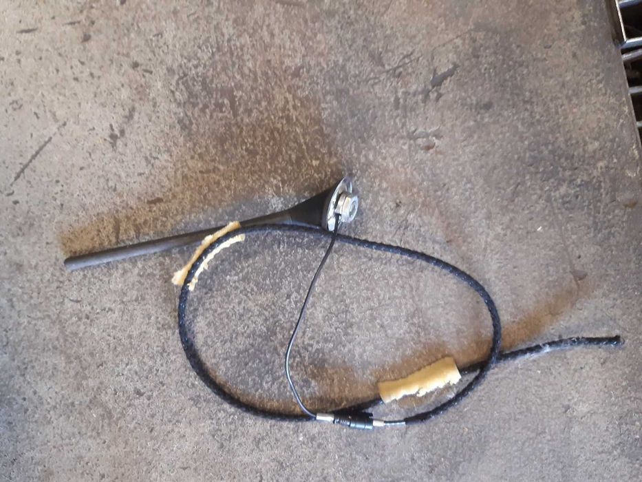 Antena radia dachu dachowa Vw Passat B5 FL LIFT Sedan