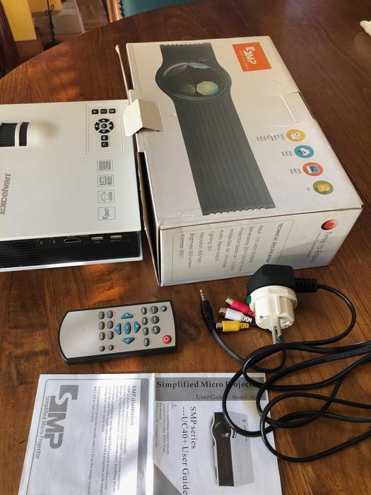 Micro Video Projector UC40