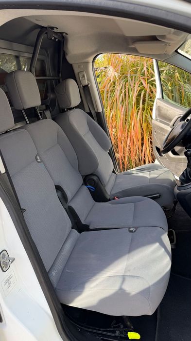 Peugeot Partner  Klimatyzacja 3 osobowy Hak