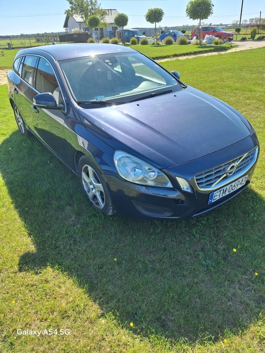 Volvo V60 1.6D Manual