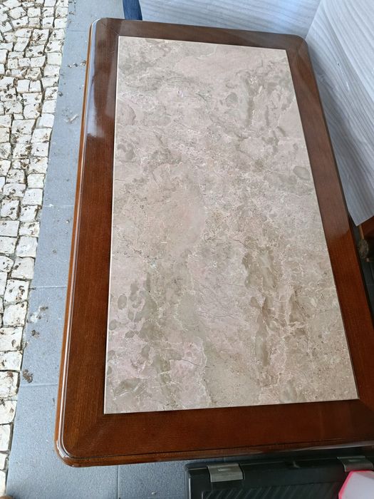 Mesa de sala de estar