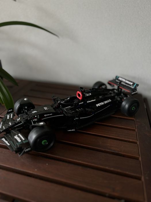 Carro de f1 ja montado