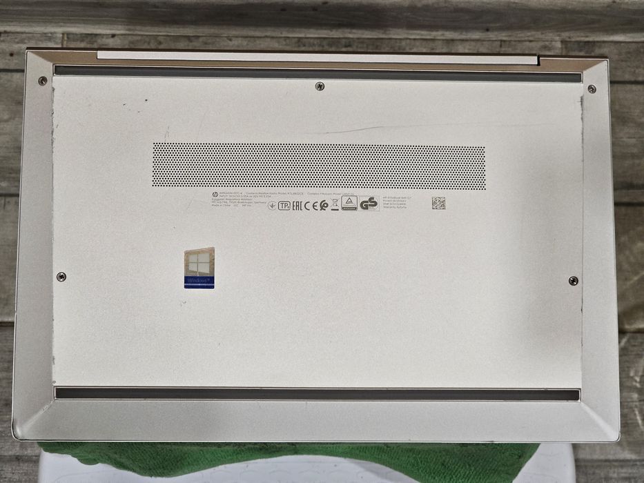 HP EliteBook 14" /Ryzen 3 Pro 4450U/RAM 16GB/SSD 256GB