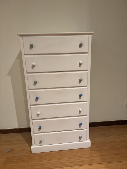 Movel camiseiro branco 7 gavetas