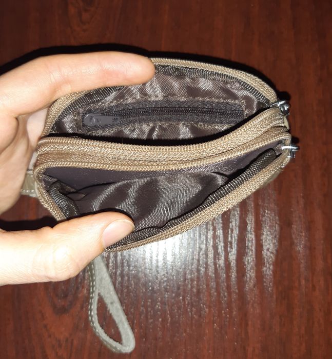 Продам нову ключницю