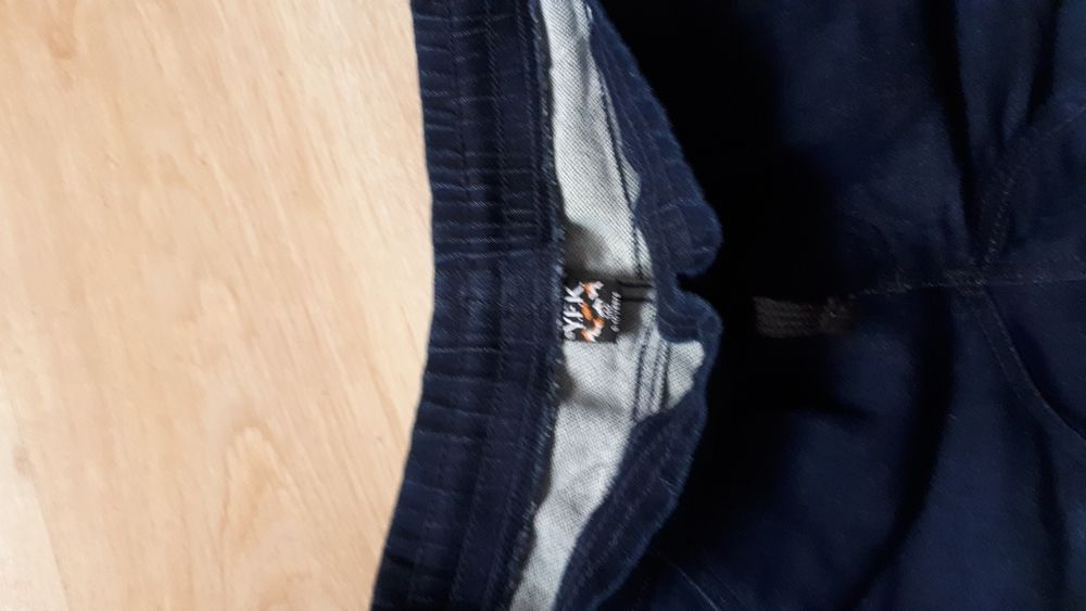 Spodnie z kieszeniami 140cm