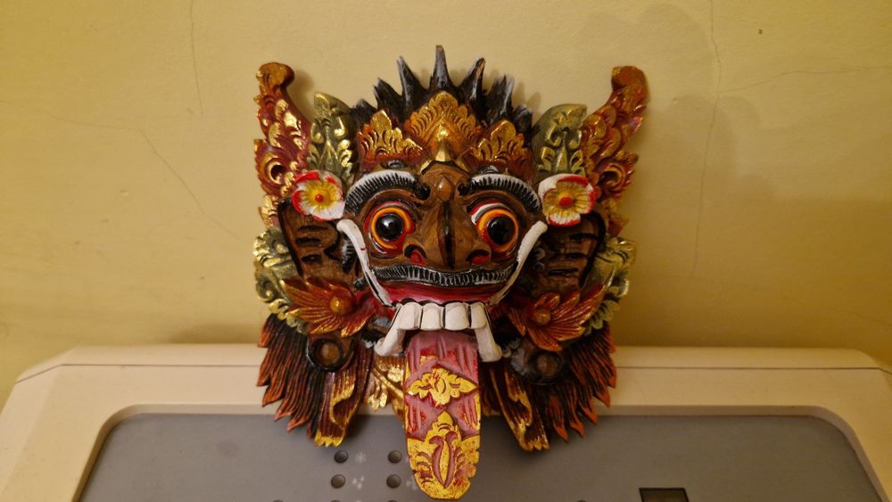 Drewniana maska Bali handmade