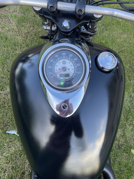 Motocykl YAMAHA XVS 1100 drag star