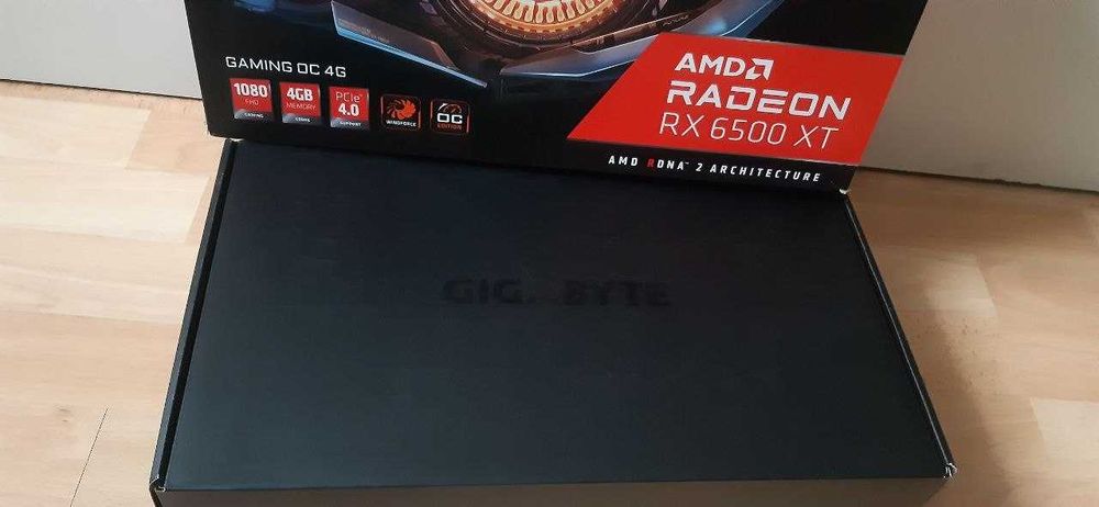 Sprzedam kartę graficzną Gigabyte Radeon RX 6500 XT (3 wentylatory)