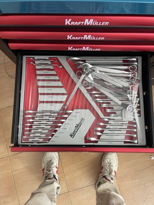 Carrinho de 7/7 gavetas cheias