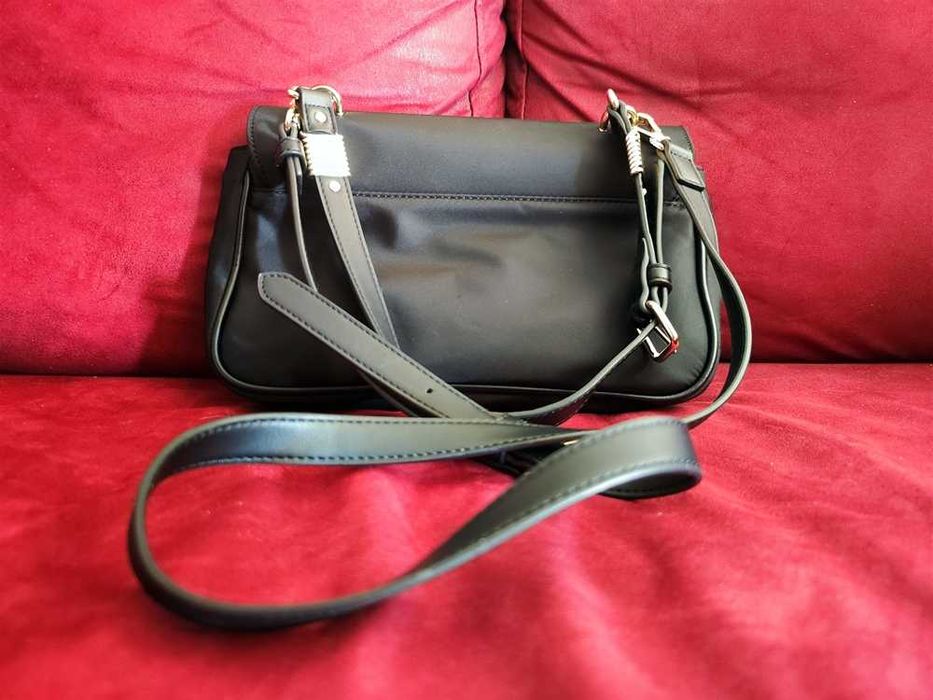 Mala de senhora Love Moschino