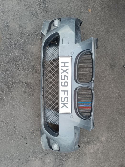 Передній бампер BMW E60 м пакет