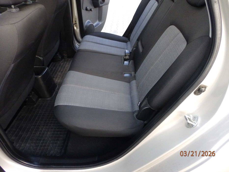 KIA VENGA 1.4 CRDI mały przebieg