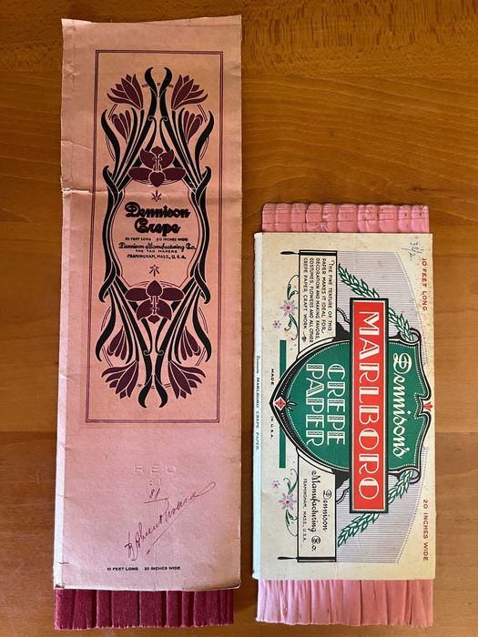 14 Folhetos de trabalhos manuais em papel crepe Dennison – anos 20/30