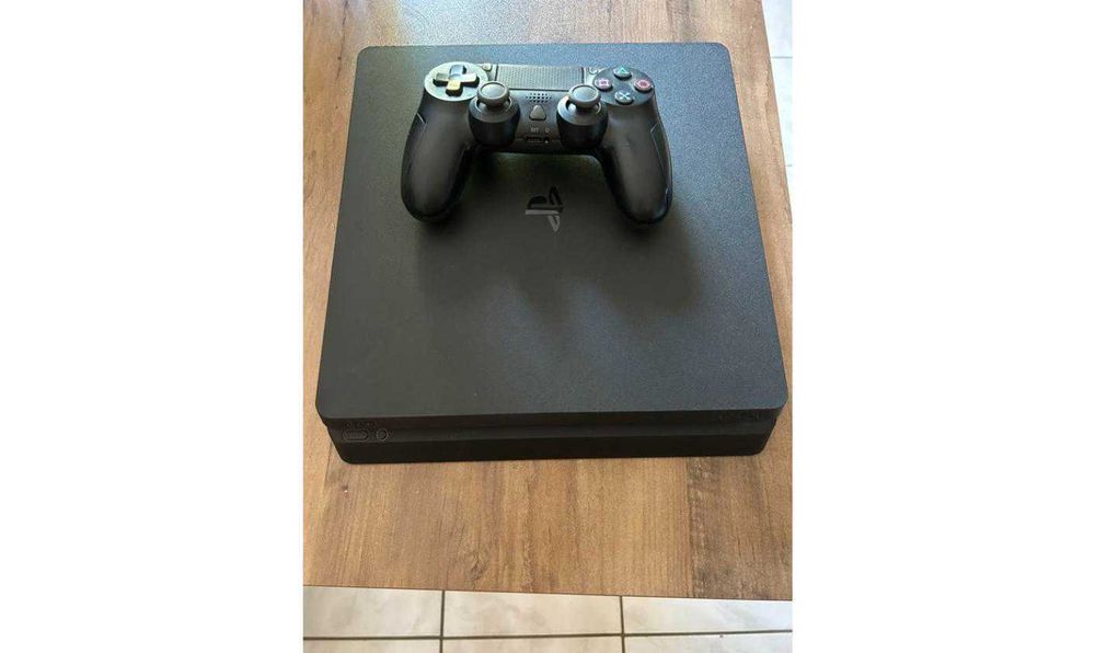 PS4 com Comando e 5 Jogos
