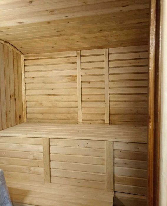 Продам 2 поверховий будинок біля лісу 4374