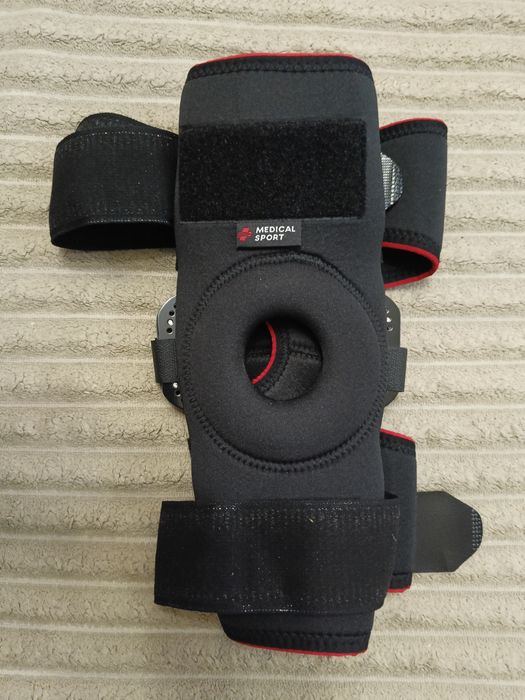 Продам Коленный бандаж с шарнирами