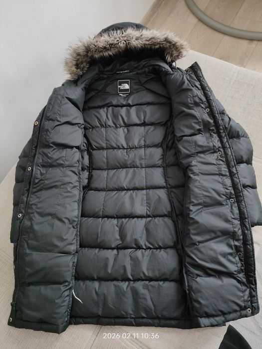 Damska puchowa kurtka The North Face rozmiar S czarna