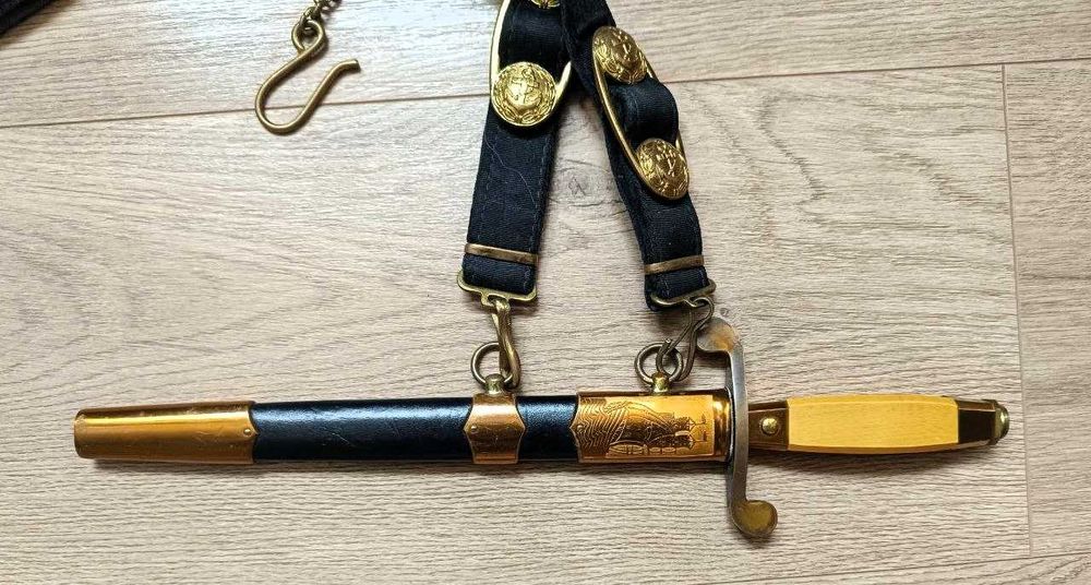 Морской кортик ВМФ СССР Булат 1990 + оригинальный парадный подвес в хорошем состоянии