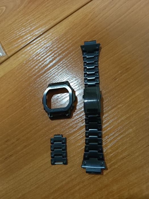 Koperta z bransoletą stalow Casio DW5600a G-shock