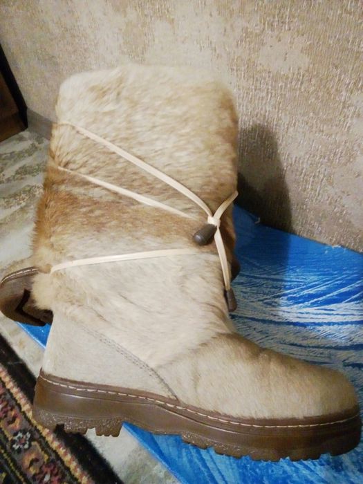 Унти з натурального меха.