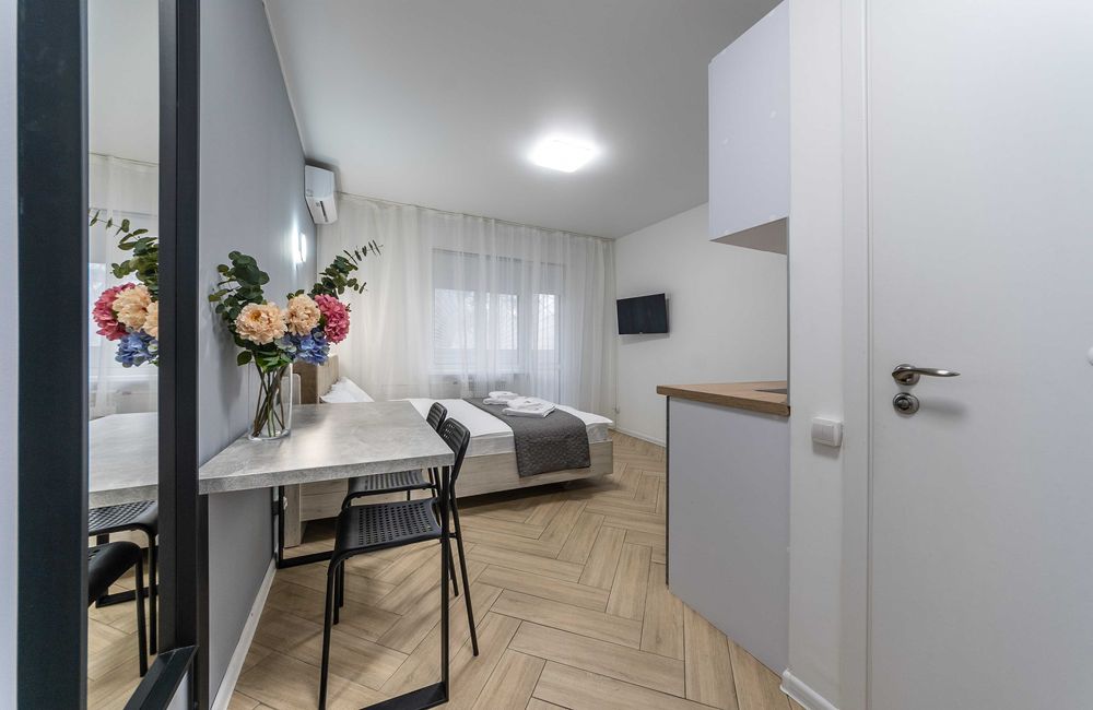 #N383 Подобово Квартира Виноградар,вул.Новомостицька,ТЦ Орнамент,Київ-4-555.biz.ua