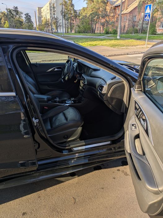 Infiniti QX30 2017