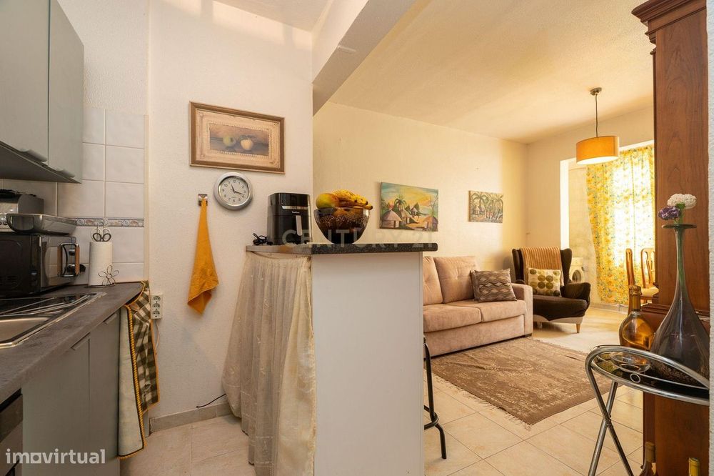 T1 Pronto a Habitar em Massamá – Localização Privilegiada e Excelente
