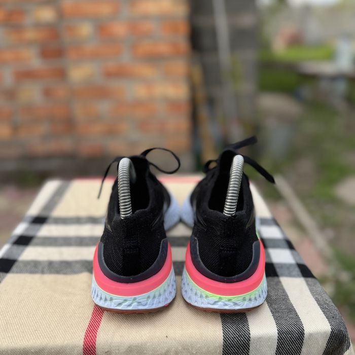 Кроссовки Nike Epic React Flyknit Black, 36 размер, Оригинал, Кросівки