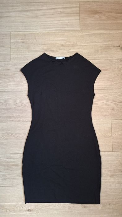 Платье Zara женское