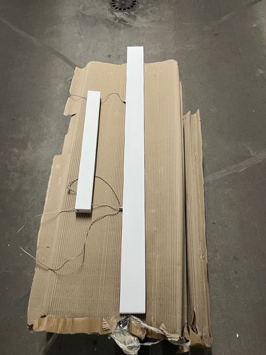 Candeeiro de suspensão branco escritório