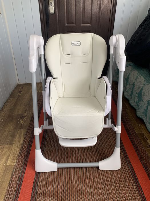 Стільчик - гойдалка для годування El Camino ME 1087 Swan White