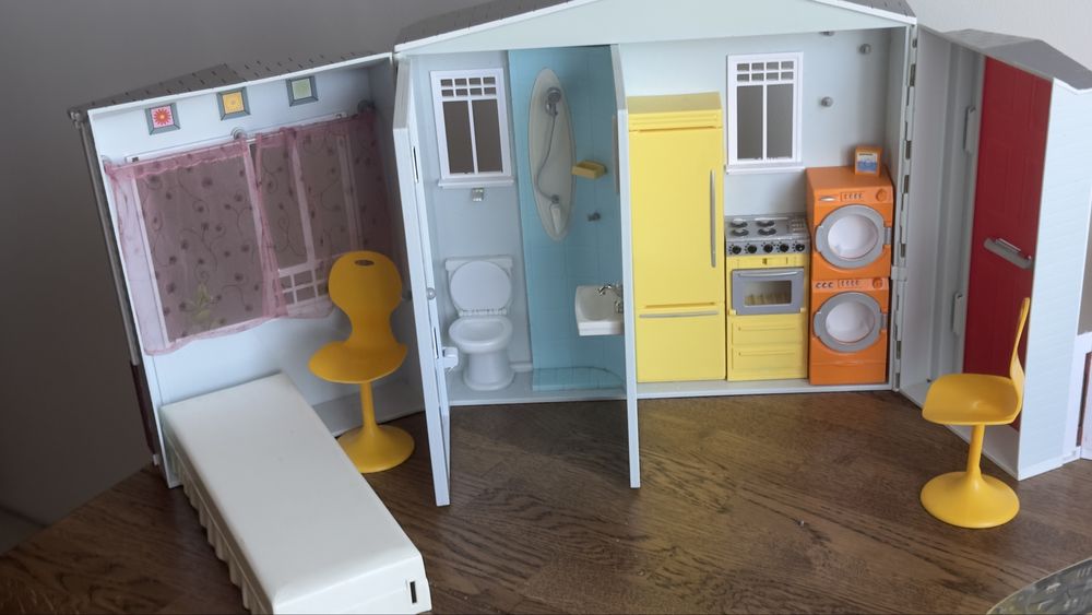 Будинок для барбі Barbie Totally Real House