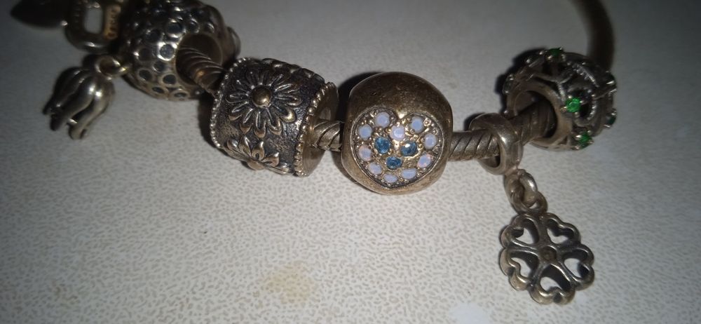 Срібний браслет у стилі Pandora