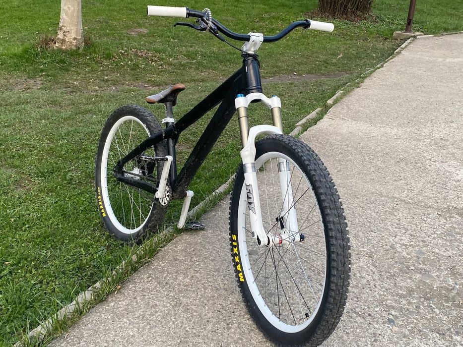 Продам дерт umf hardy