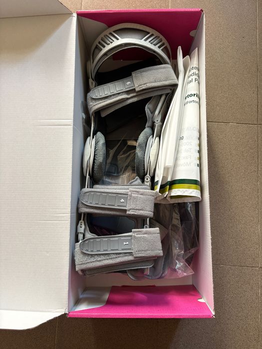 Joelheira para Artrose no Joelho Avançada - Medi M.4s OA Comfort