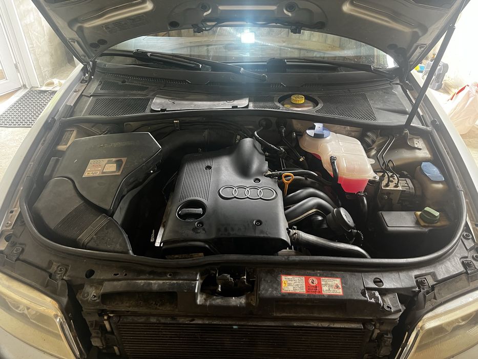 Продам ауди а4 б5 1.6