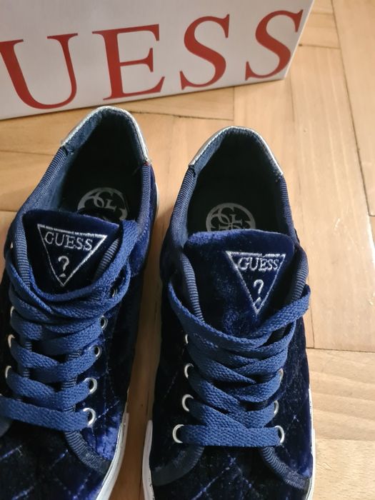 Buty trampki welurowe granatowe guess 37