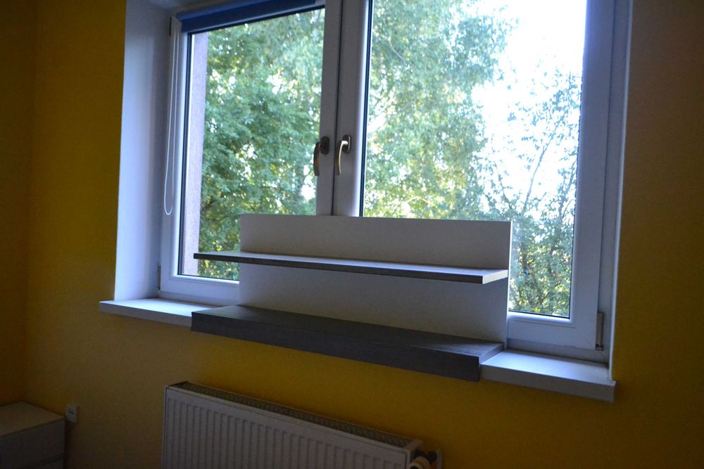 regal do zawieszenia na ścianę,nowy