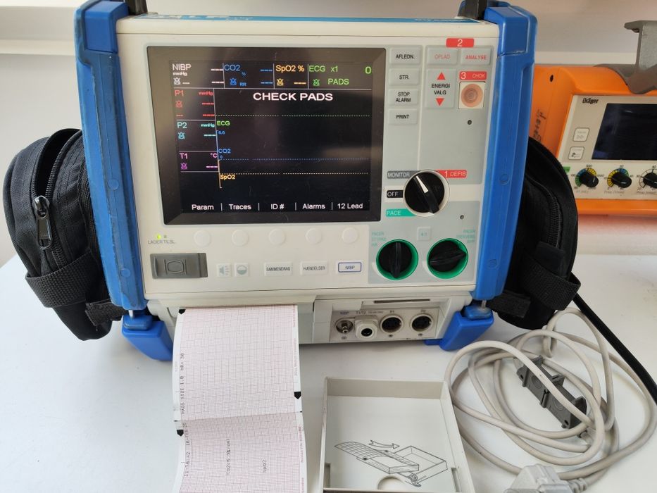 Defibrylator Zoll M,M Series CCT, E Series 12 EKG spo2 CO2 etco2 nibp