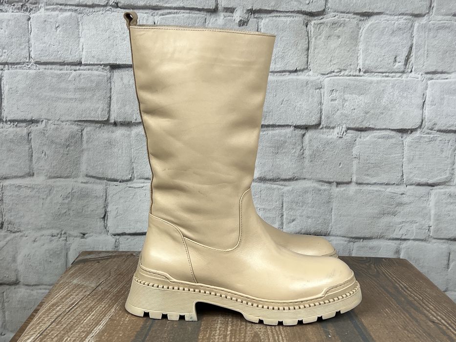 Kozaki beżowe rozm 37